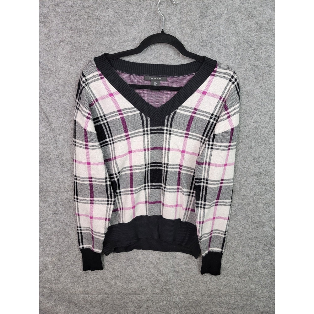 Tahari Plaid Pullover Sweater Womens Small Long Sleeve Pink Black V-Neck Knit